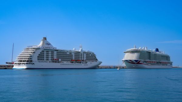 How do you select the ideal time of year for a UK cruise vacation?
