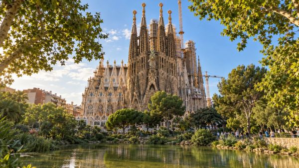 Is 2026 really the completion date for Sagrada Familia?